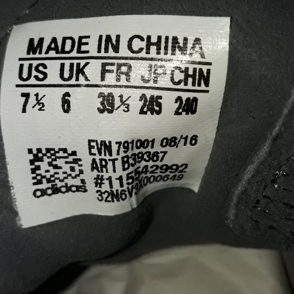 Adidas Invader With Strap Size 7.5 Casual Shoe New - Picture 7 of 7
